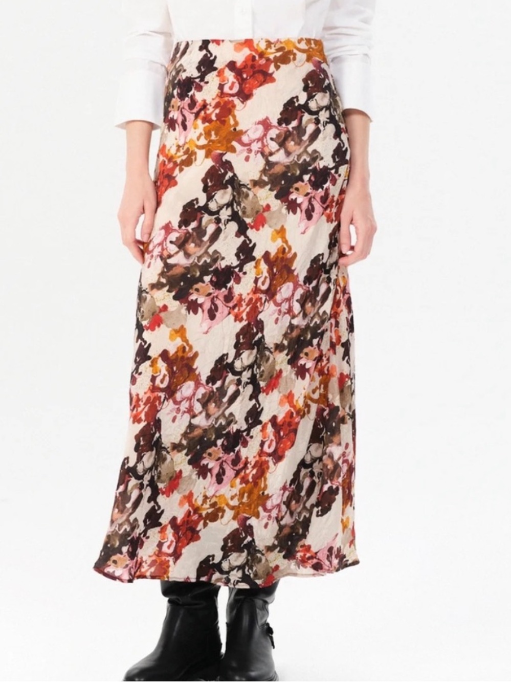 Floral Abstract Print Maxi Skirt - Multi. Slim fit.